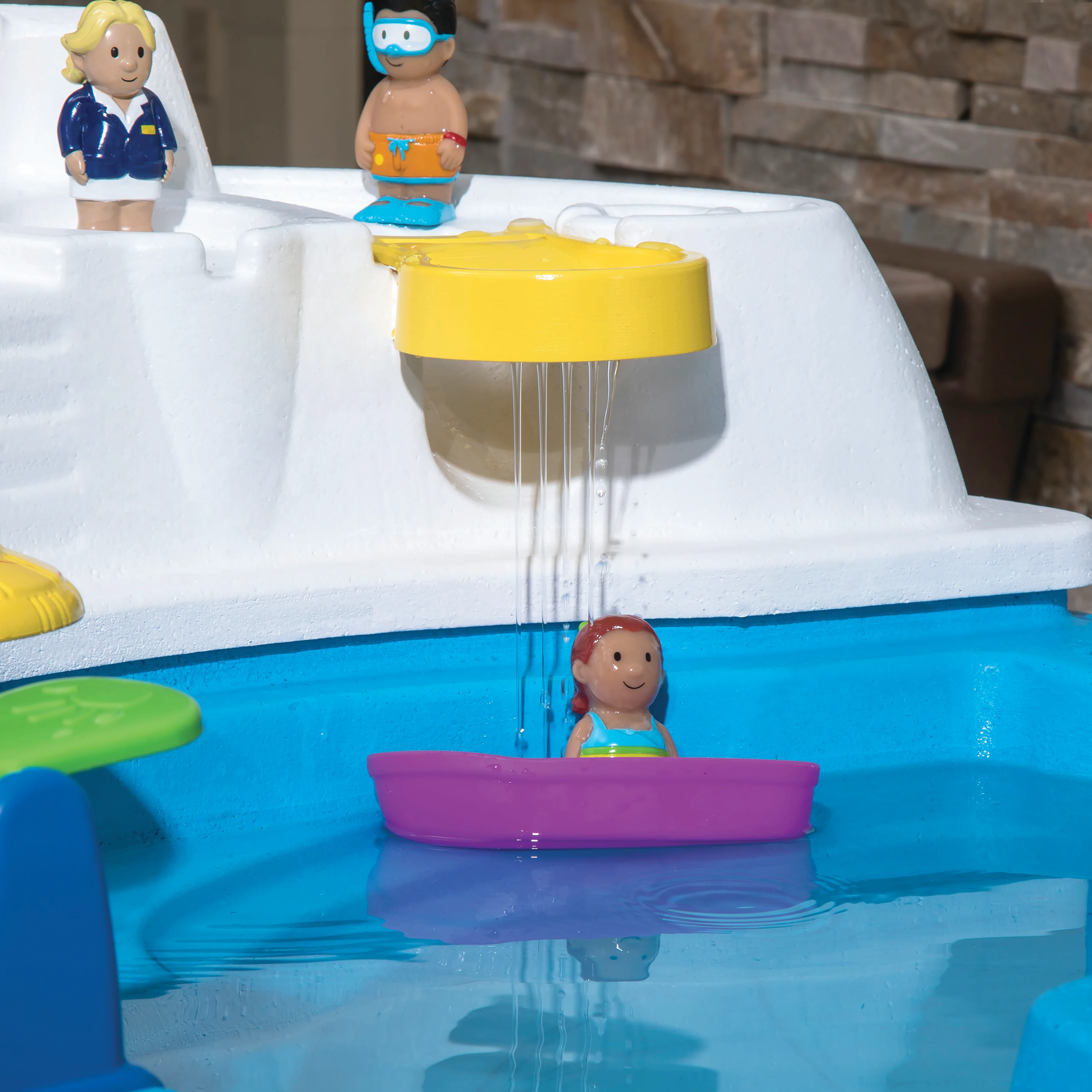 Fiesta Cruise Water Table with Umbrella™ - Image 8