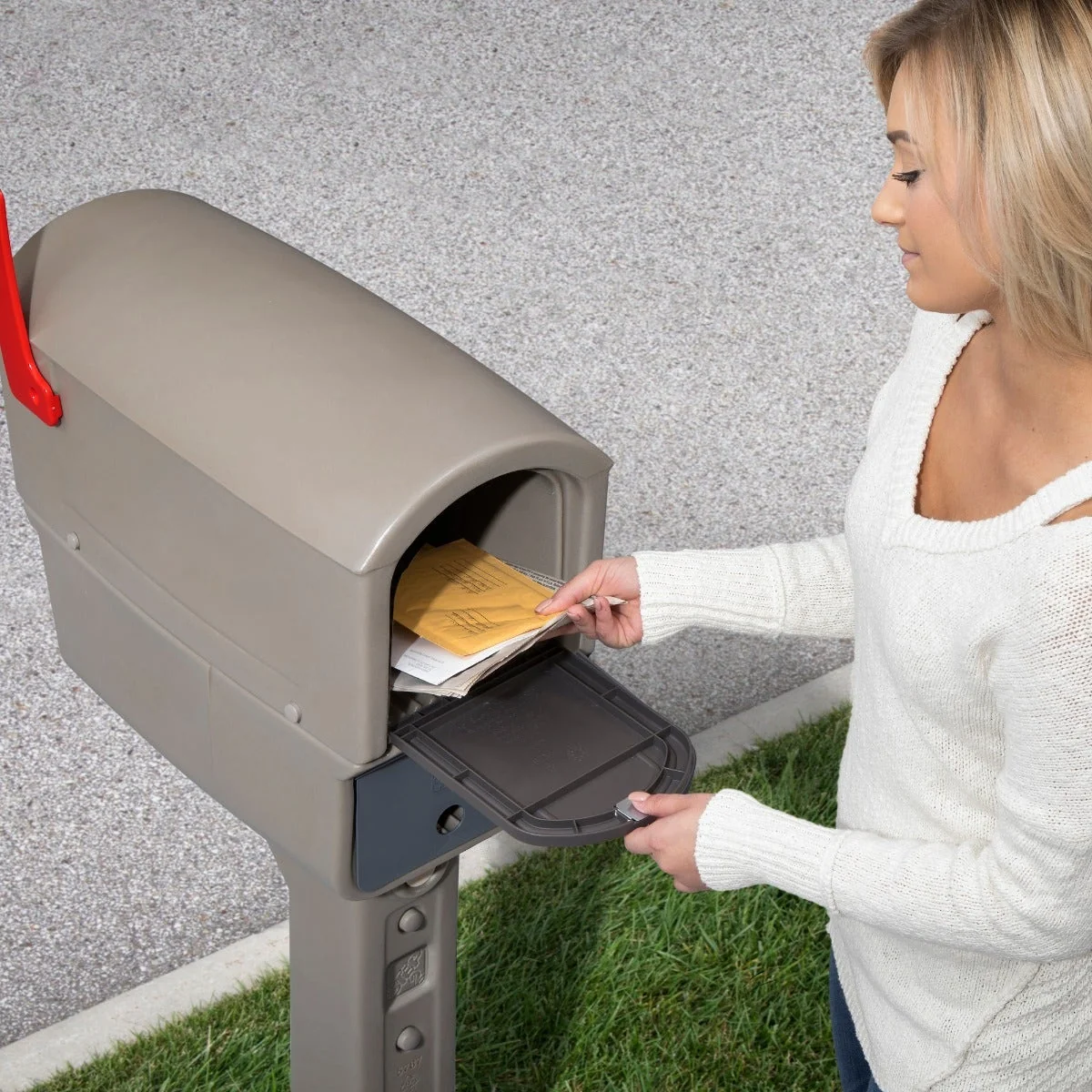 MailMaster™ Express Plus Mailbox™ - Mocha - Image 2