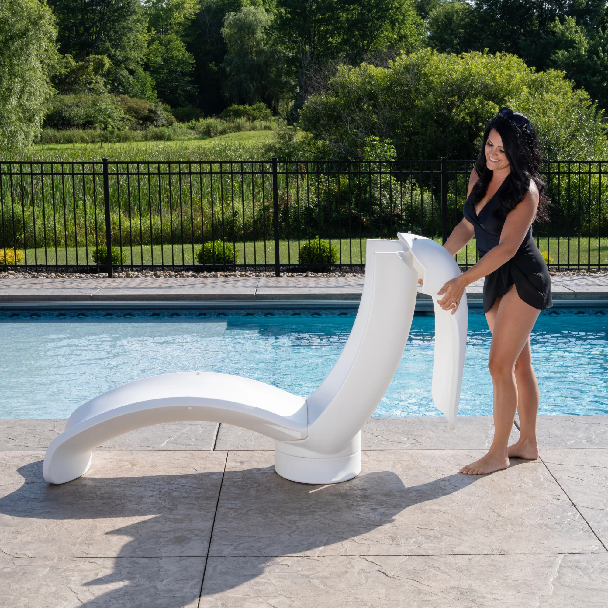 Mondello Lounger with Shade™ - Image 3