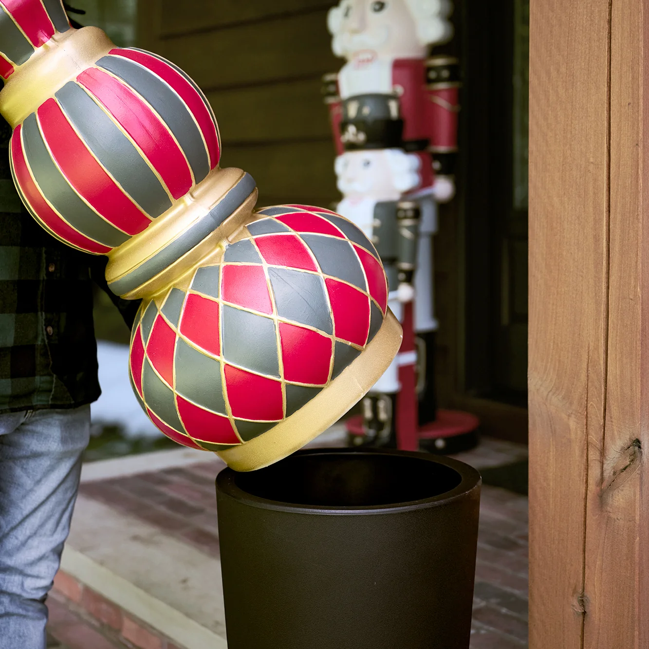 Paintable Outdoor Christmas Ornament Topiary - Image 5