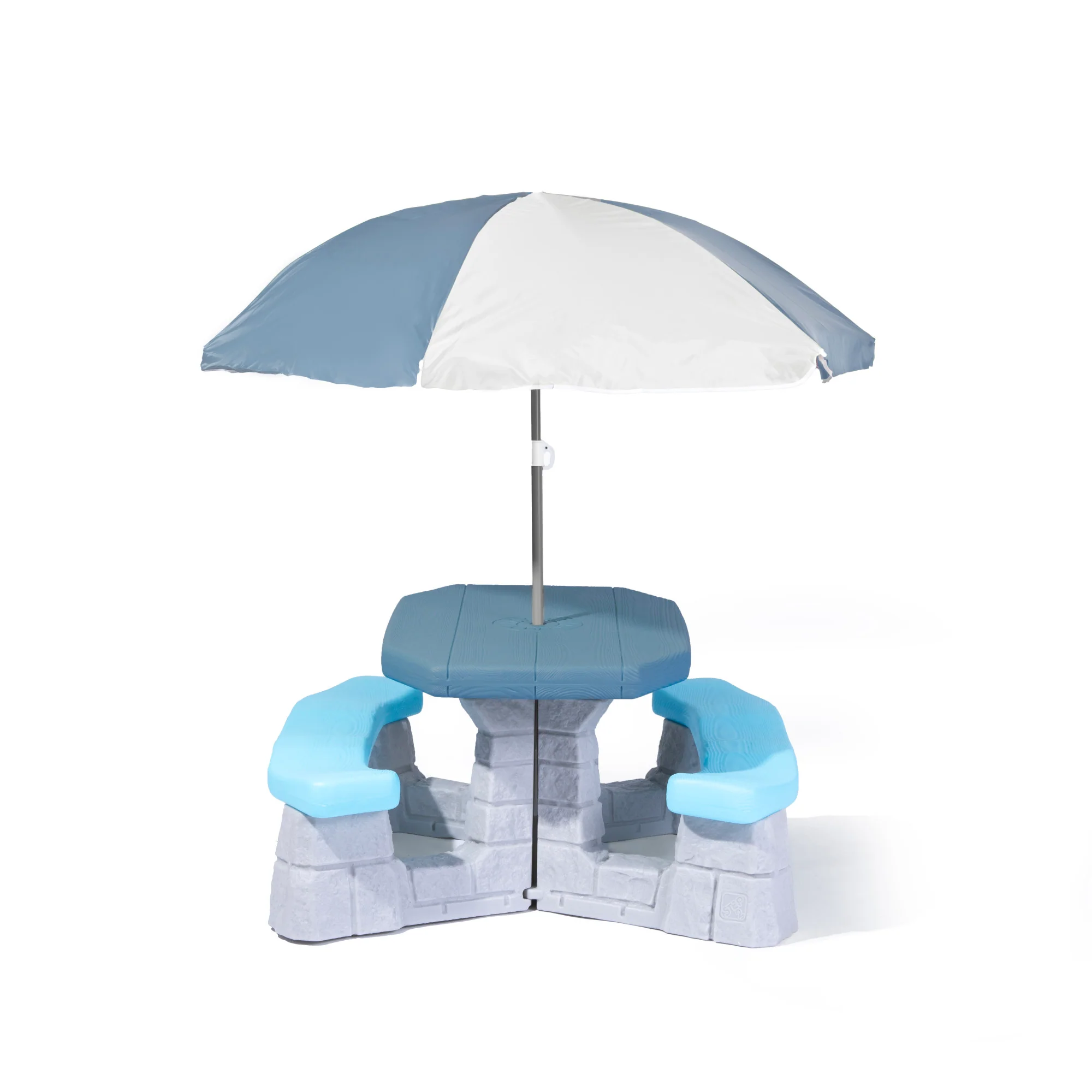 Sun & Fun Picnic Table with Umbrella™ - Image 6